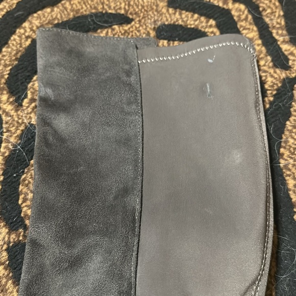 Gray Suede Bebe size 6 - Picture 2 of 2